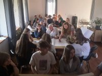 Uczniowie SP1 podczas World Cafe organizowanym przez CUS
