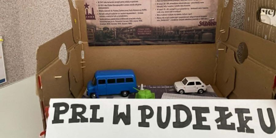 "PRL w pudełku"